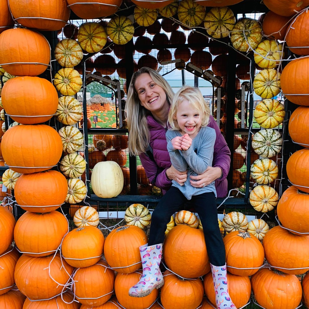 Meet your Posher, Dayna